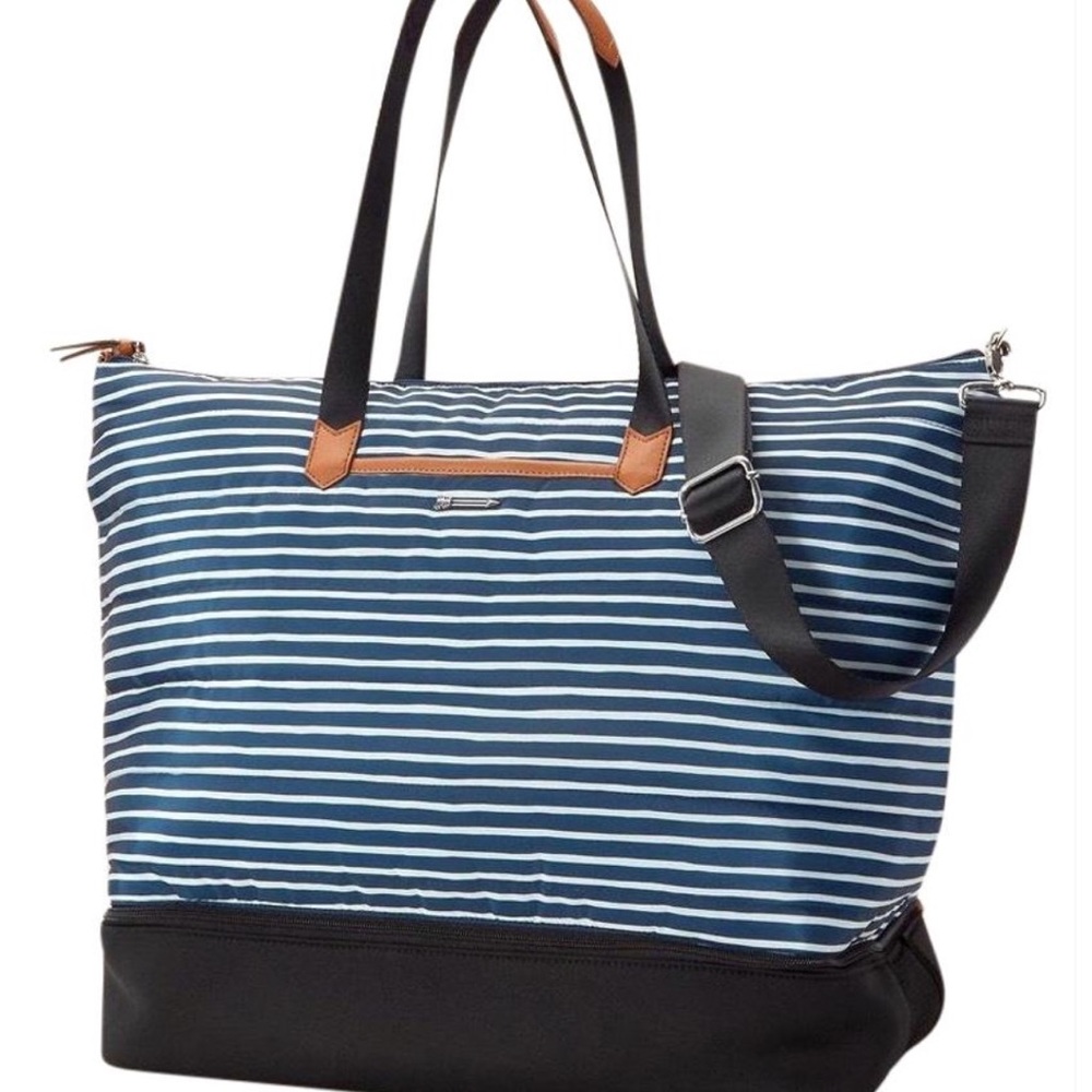 Stella & Dot Crush It Bag Navy White Stripe NWOT